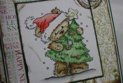 Weihnachtskarte Bär mit Baum b